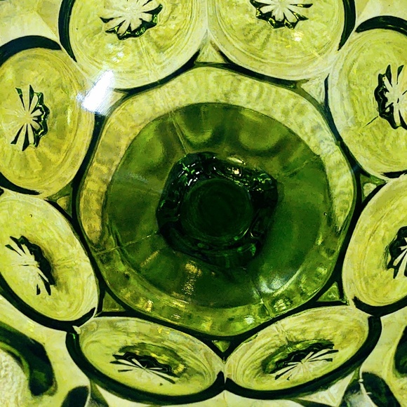 Vintage L. E. Smith Green Glass Footed Compote/Candy/Nut Dish Moon & Stars/MCM - Picture 8 of 16